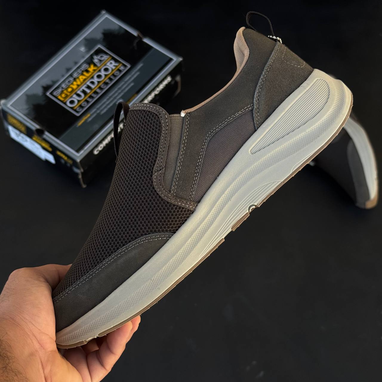 کفش اسکیچرز مردانه بدون بند سایز بزرگ کفش اسکیچرز مردانه بدون بند سایز بزرگ