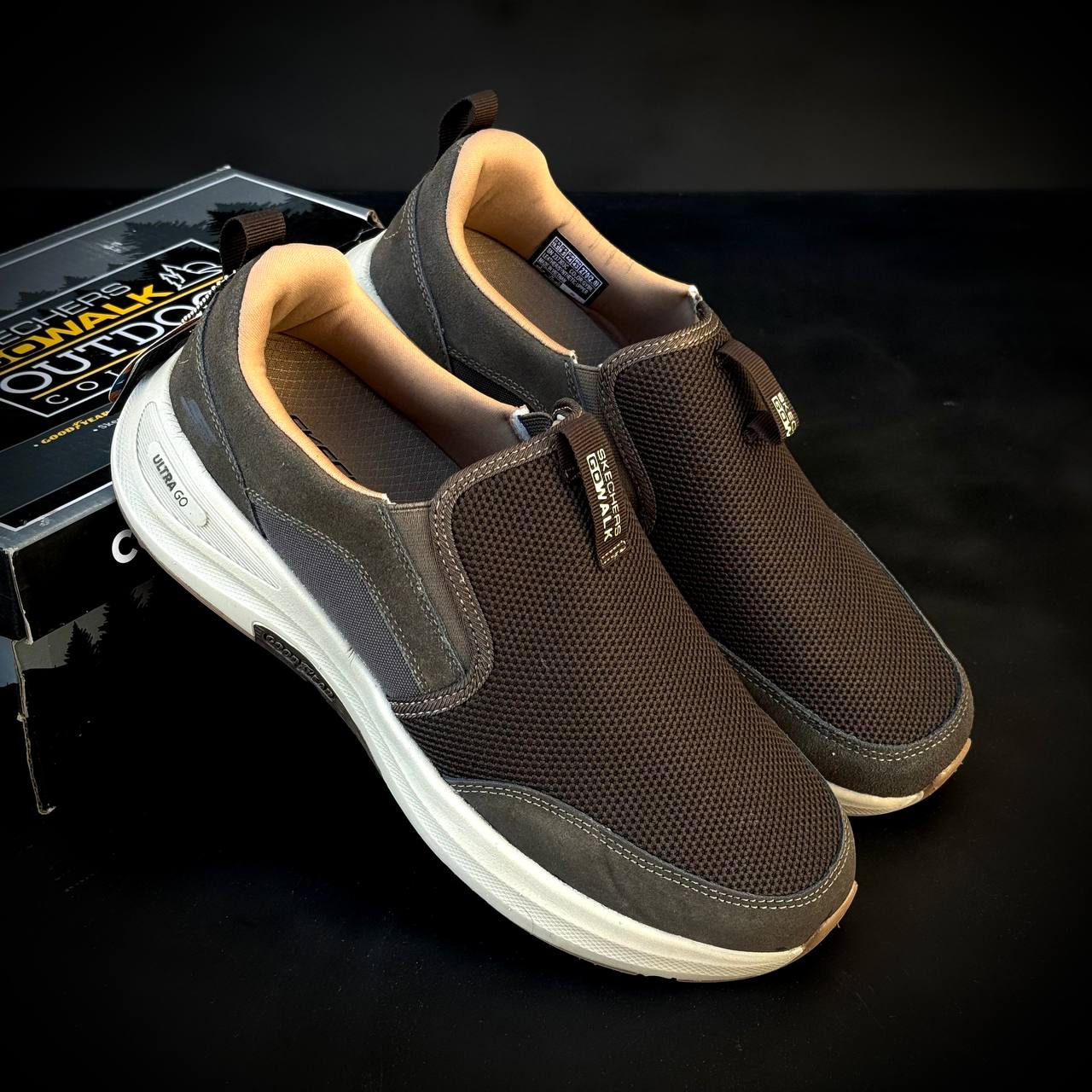 کفش اسکیچرز مردانه بدون بند سایز بزرگ کفش اسکیچرز مردانه بدون بند سایز بزرگ