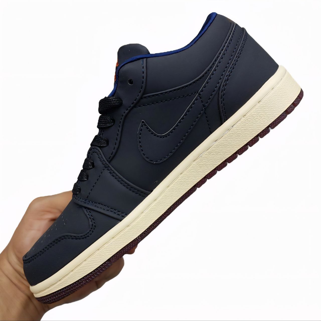 کتونی نایک ایر جردن زنانه مدل سرمه ای کتونی نایک ایر جردن زنانه مدل سرمه ای