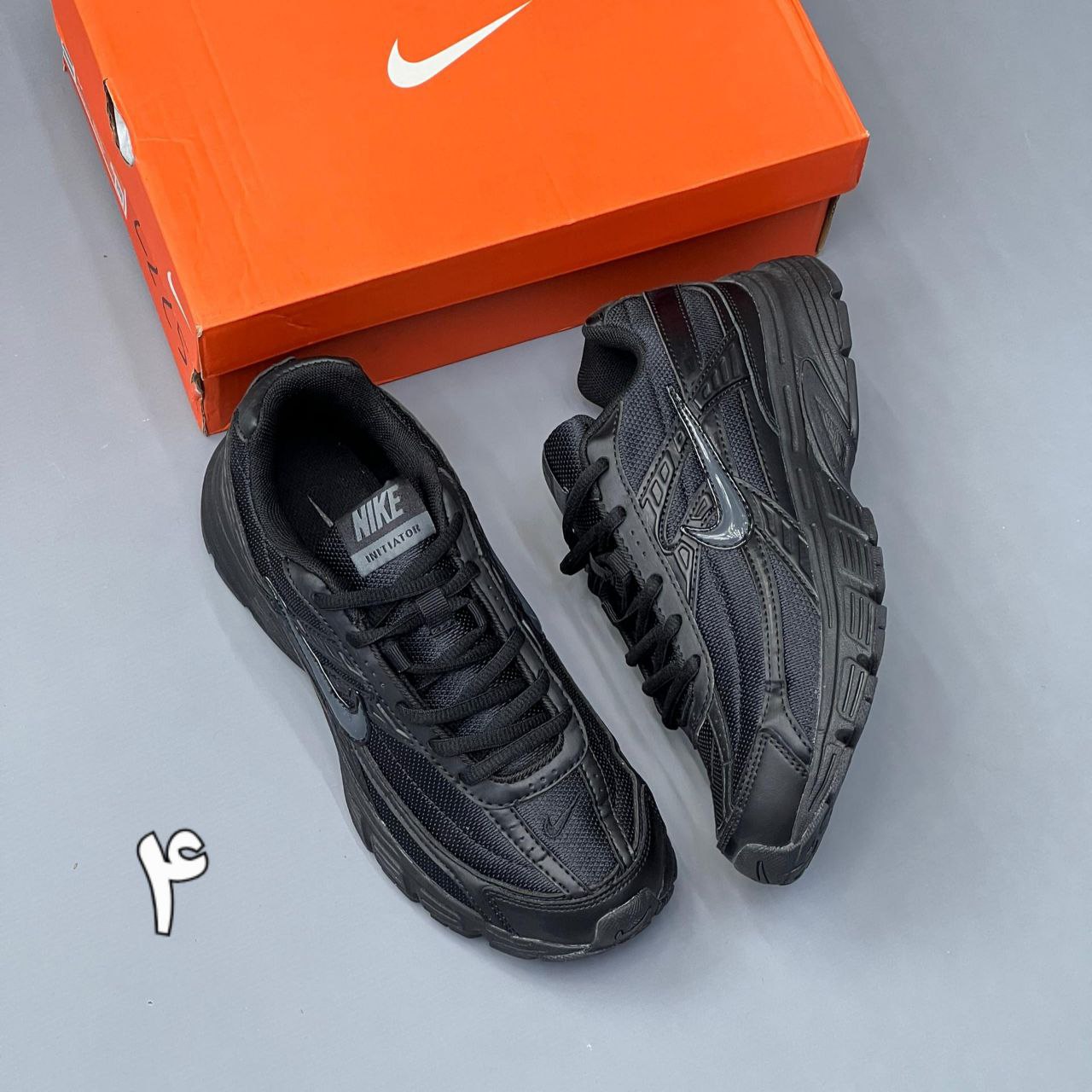 کتونی نایک زنانه مدل اینتاتور کتونی نایک زنانه مدل اینتاتور