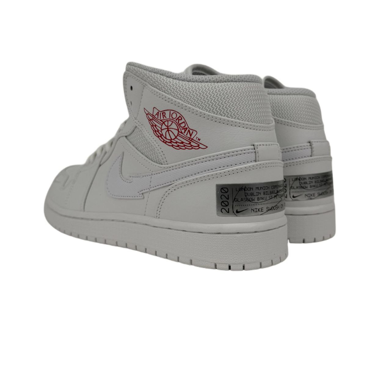 کفش اسپرت نایک ایر جردن 1 ساقدار سفید تور یورو مردانه کفش اسپرت نایک ایر جردن 1 ساقدار سفید تور یورو مردانه