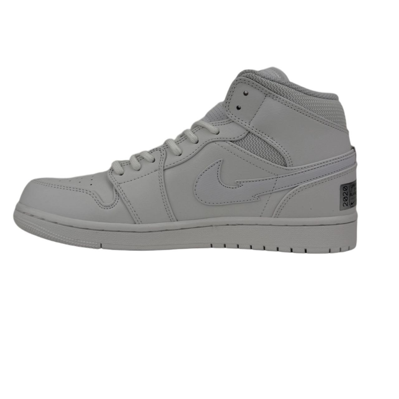 کفش اسپرت نایک ایر جردن 1 ساقدار سفید تور یورو مردانه کفش اسپرت نایک ایر جردن 1 ساقدار سفید تور یورو مردانه