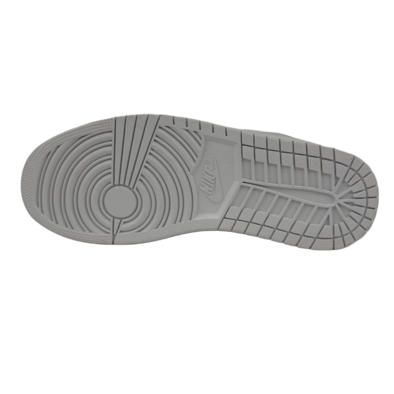 کفش اسپرت نایک ایر جردن 1 ساقدار سفید تور یورو مردانه کفش اسپرت نایک ایر جردن 1 ساقدار سفید تور یورو مردانه