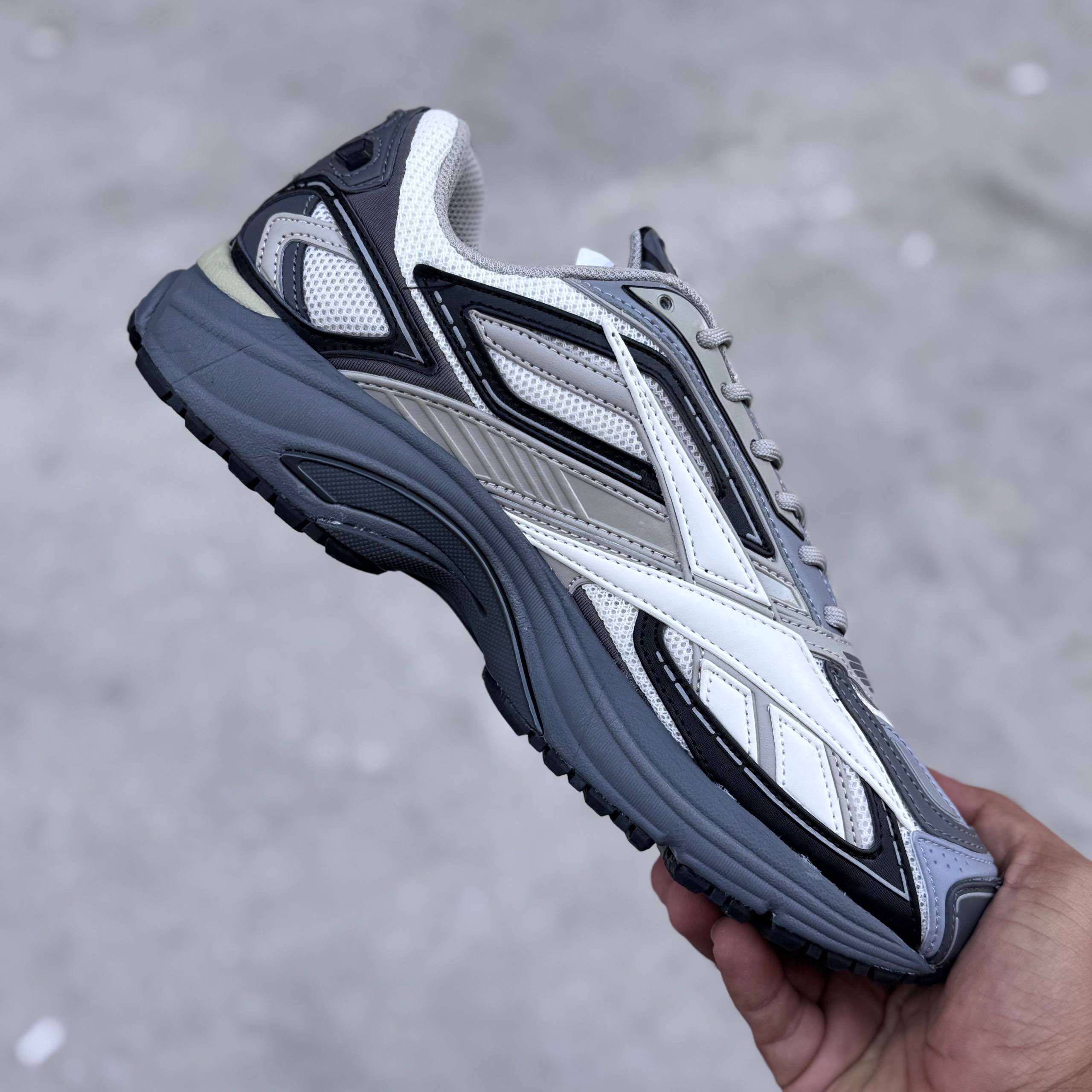 کفش اسپرت ریباک پریمیر رود اولترا مردانه کفش اسپرت ریباک پریمیر رود اولترا مردانه