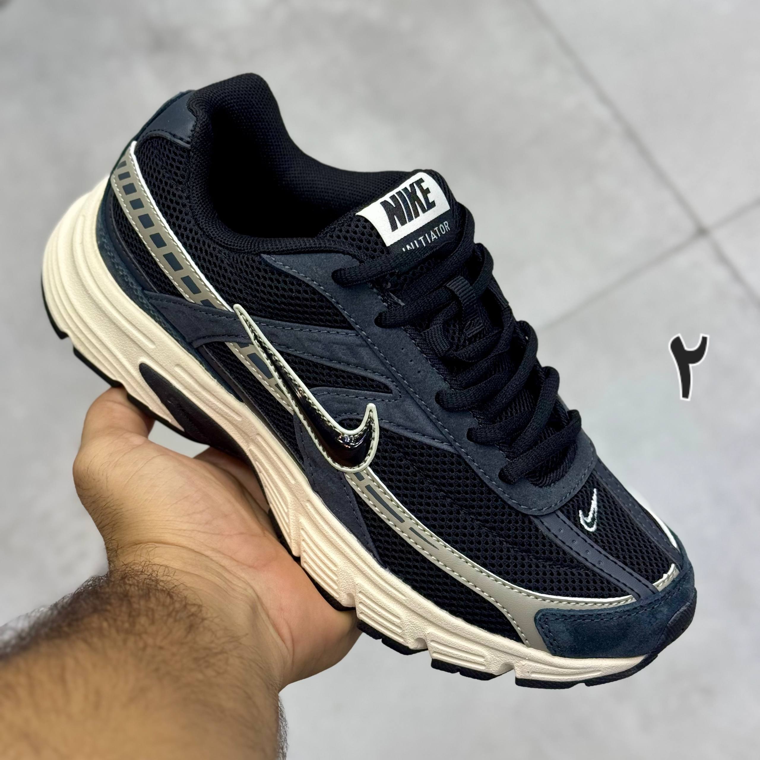 کتونی نایک زنانه مدل اینیشیتور Nike Initiator کتونی نایک زنانه مدل اینیشیتور Nike Initiator