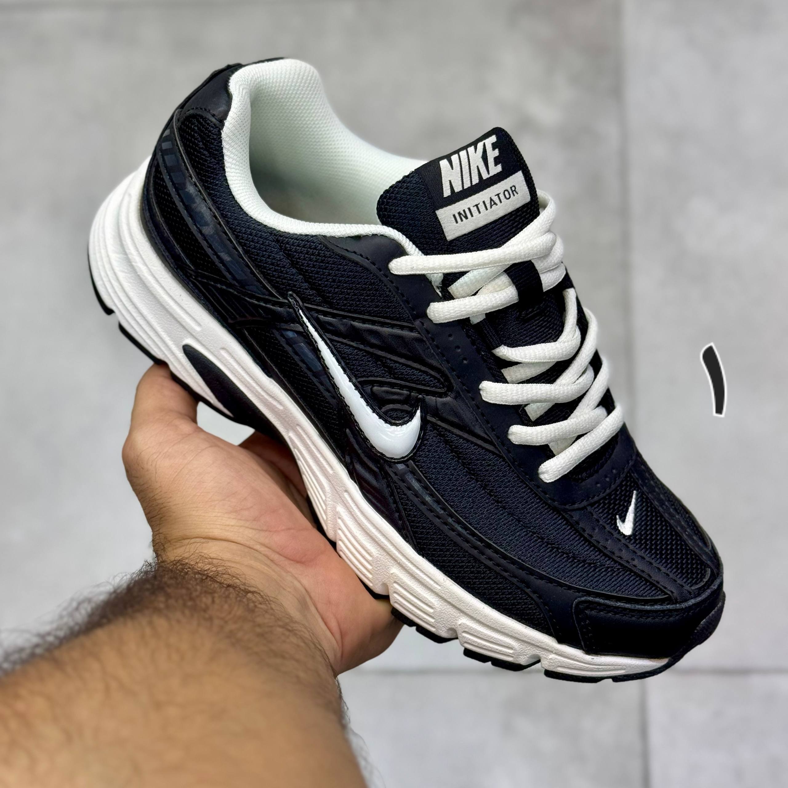 کتونی نایک زنانه مدل اینیشیتور Nike Initiator کتونی نایک زنانه مدل اینیشیتور Nike Initiator