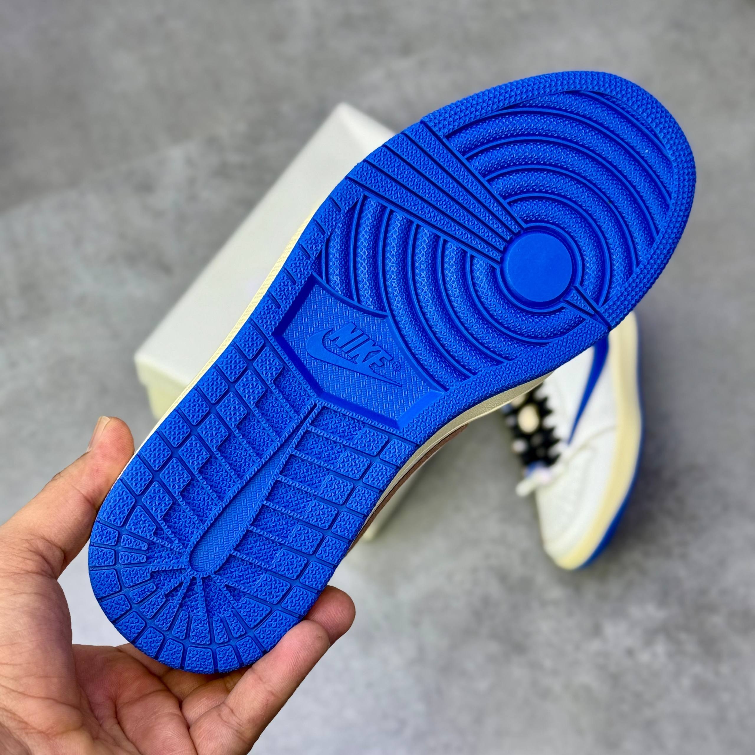 کفش نایک مردانه مدل جردن وان تراویس اسکات فرگمنت مستر کفش نایک مردانه مدل جردن وان تراویس اسکات فرگمنت مستر