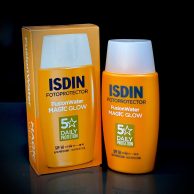 ضدآفتاب ایزدین ISDIN Fusion Water MAGIC Glow SPF 50